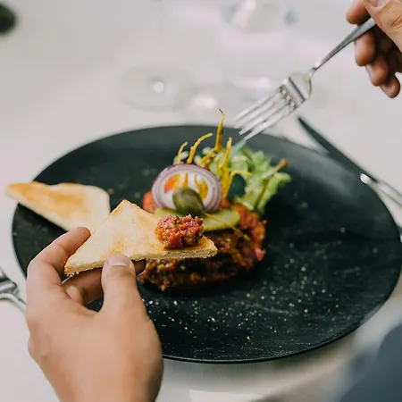 فندق شوتزين شتيفيسبورغ Steffisburg